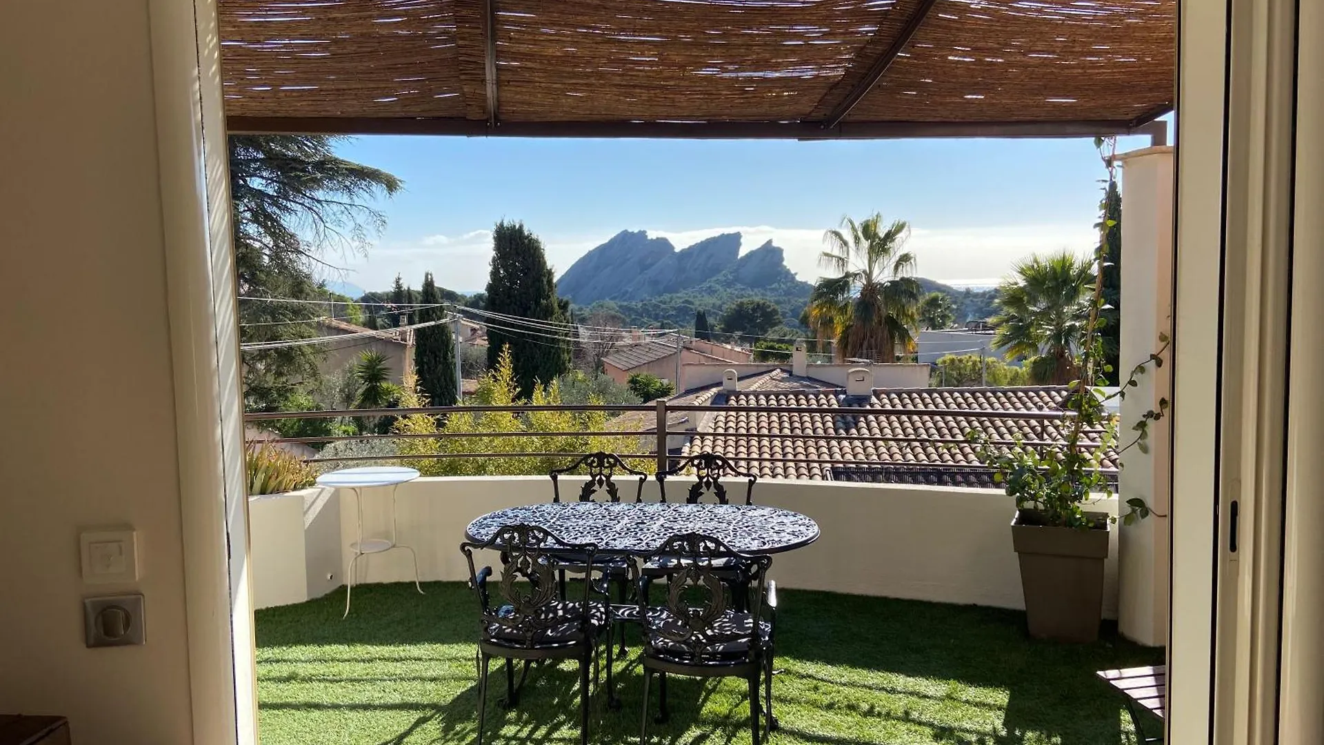 Sublime Logement Avec Vue Mer Et Jacuzzi La Ciotat France
